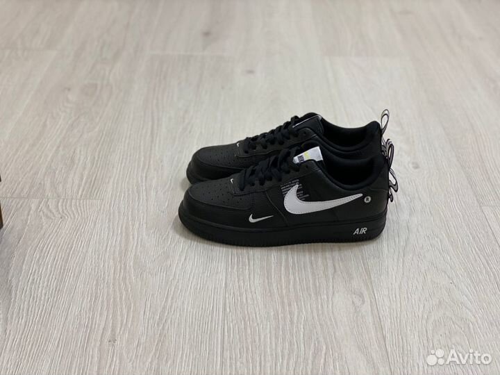 Кроссовки Nike Air Force 1 LV8 Utility Black