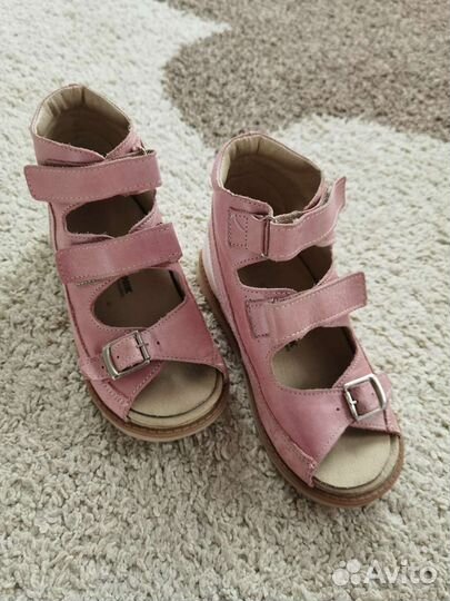 Сандали для девочки 29размер