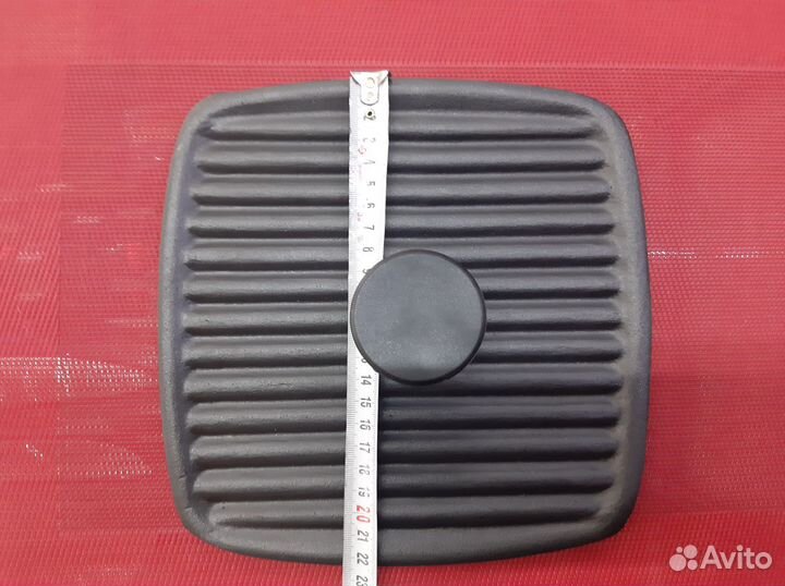 Крышка-пресс чугунная