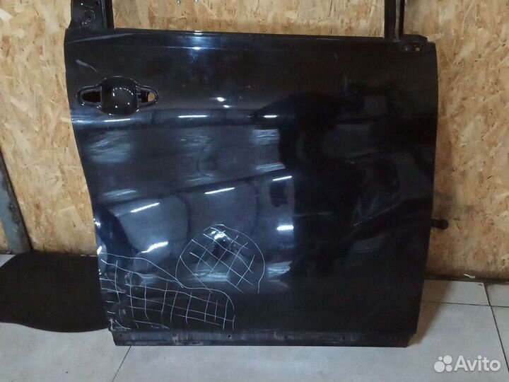 Toyota Alphard 3 дверь передняя правая 2015