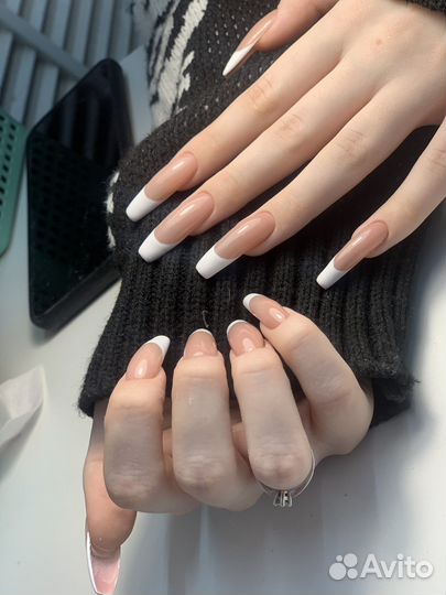 Наращивание ногтей модель