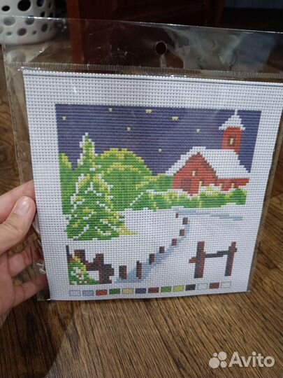 Две вышивки + пяльце