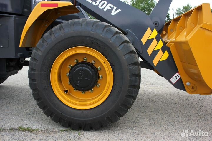 Фронтальный погрузчик XCMG ZL30FV, 2023