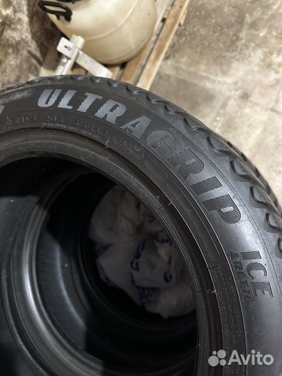 Goodyear Ultragrip Ice Arctic 205/55 R16