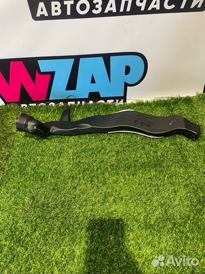 Воздуховод печки Ford Mustang 6 рест. 2019