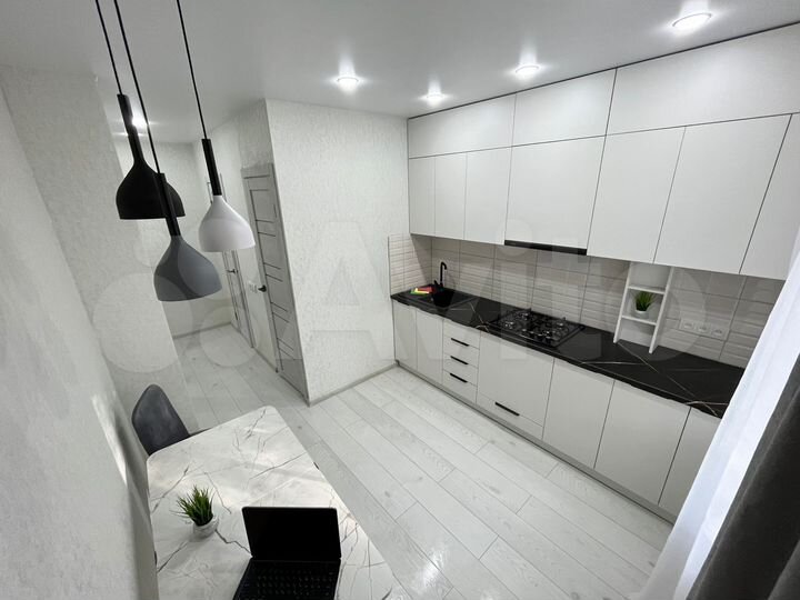 2-к. квартира, 55 м², 1/9 эт.