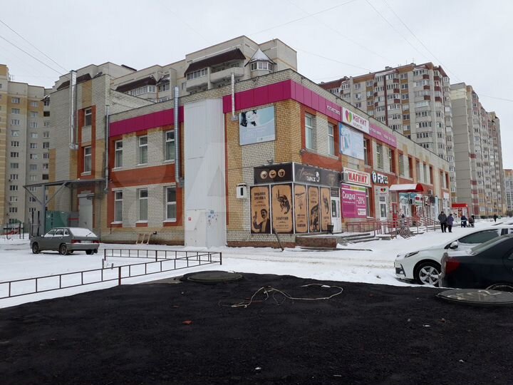 Помещение свободного назначения, 700 м²