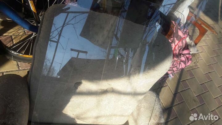 Дверные задние стекла 2шт и2шт форточки на авто 99