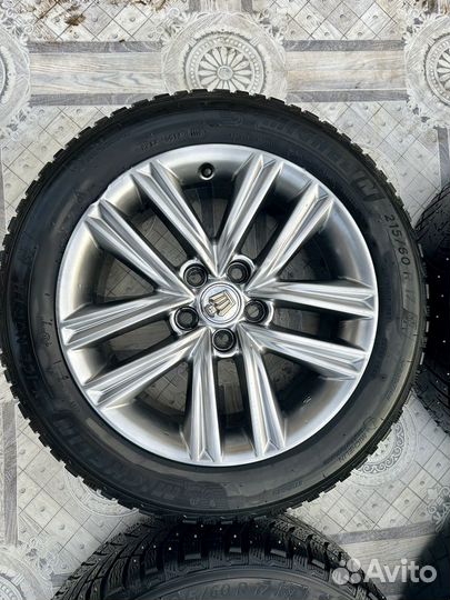 Колеса Toyota Crown R17 5x114.3 Michelin 215/60