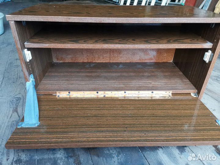 Тумбочка для обуви