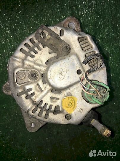 Генератор D15B Honda Civic EK3 CJU23 1012119230