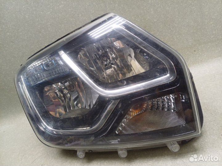 Фара передняя правая Renault Duster 1.6 K4M842 MT