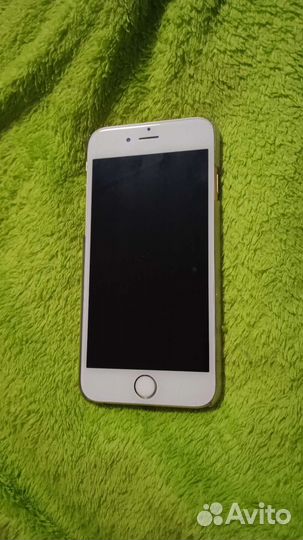 Телефон iPhone 6s