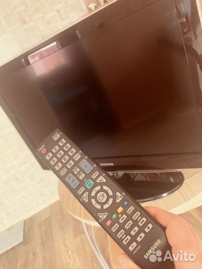 Телевизор samsung