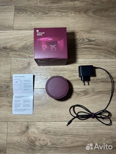 Яндекс станция мини с часами