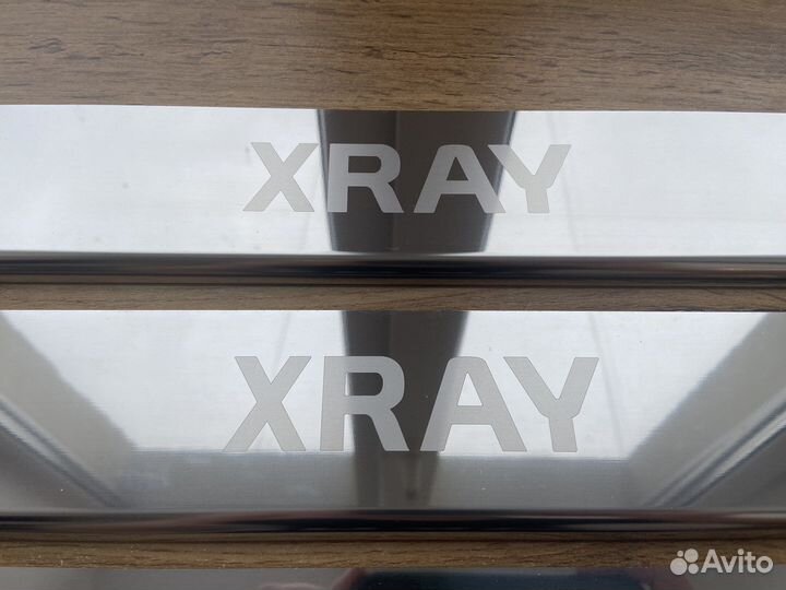 Накладки на пороги LADA xray