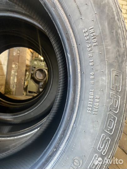 Continental ContiCrossContact UHP 225/55 R18