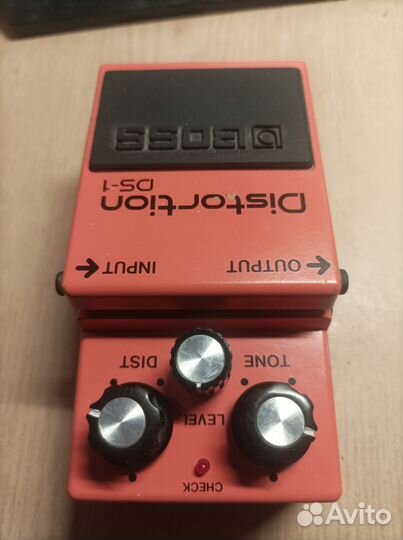 Гитарная педаль boss ds-1