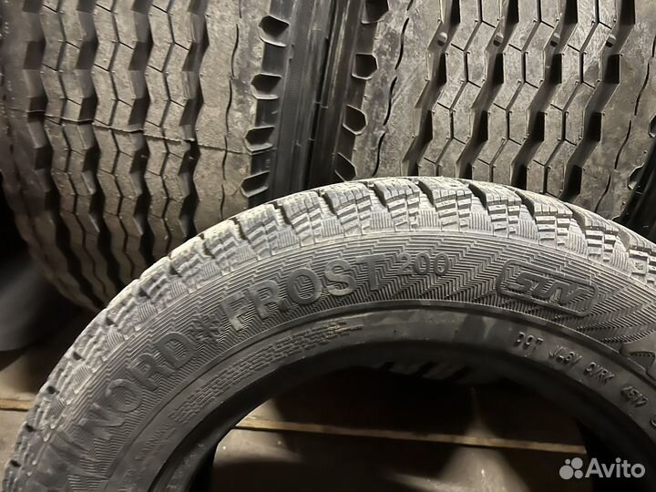 Gislaved Nord Frost 200 SUV 215/65 R16 102