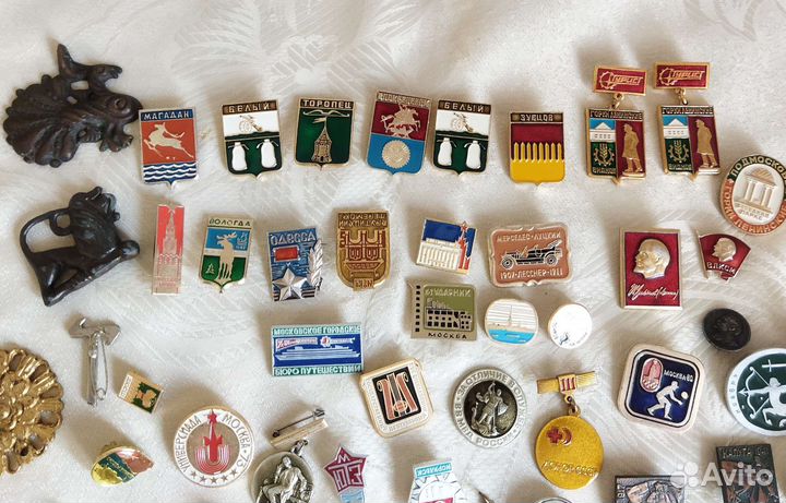Значки, гербы тверской, жетоны разное