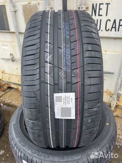 Toyo Proxes Sport 225/45 R18 и 245/40 R18 97Y