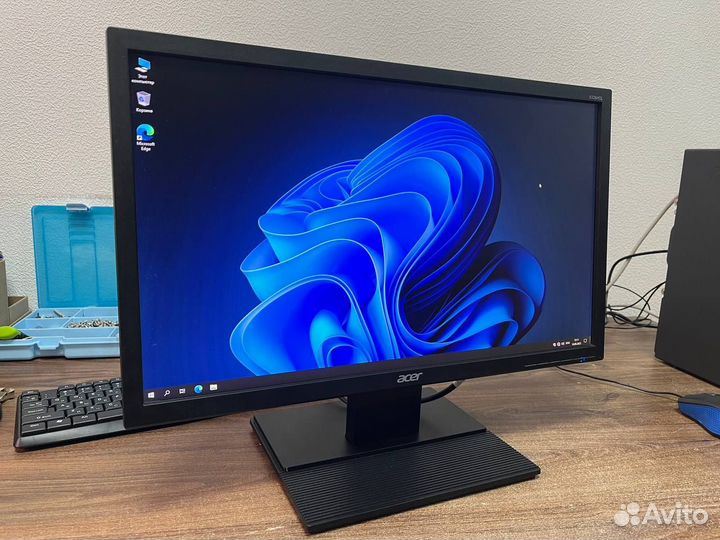 Монитор Acer 22