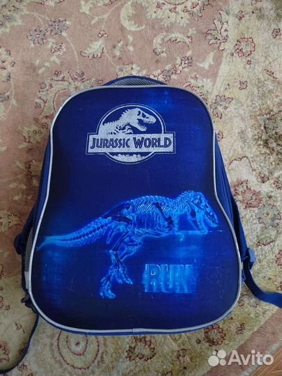 Школьный рюкзак