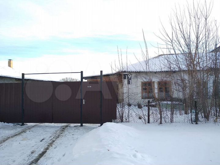 Комната 23,7 м² в 2-к., 1/1 эт.