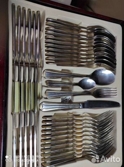 Набор столовых приборов в кейсе