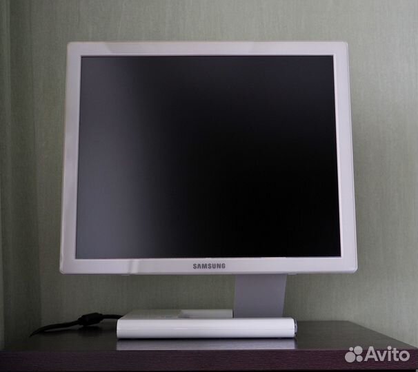 Монитор Samsung Syncmaster 971P, 19 дюймов