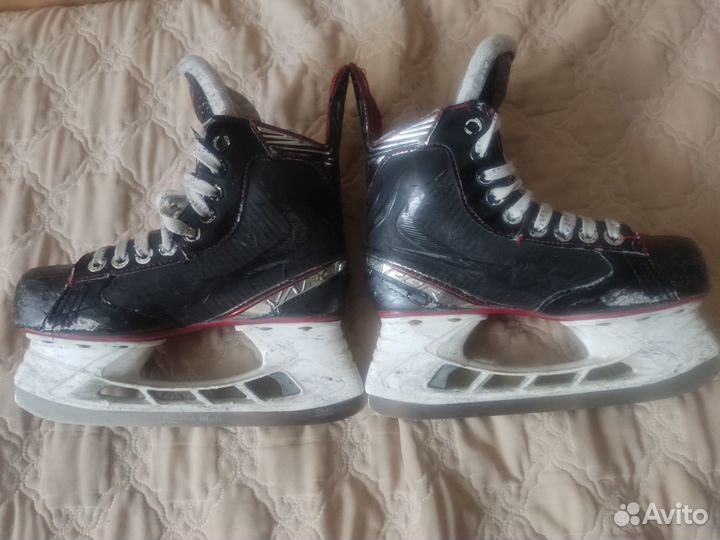 Хоккейные коньки bauer vapor x2,7