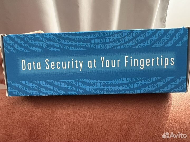 Защищенный жесткий диск Aegis padlock 3 на 1тб