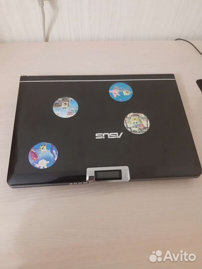 Ноутбук asus