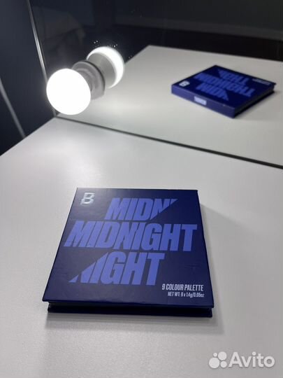 Палитра теней by beauty bay 9 color palette