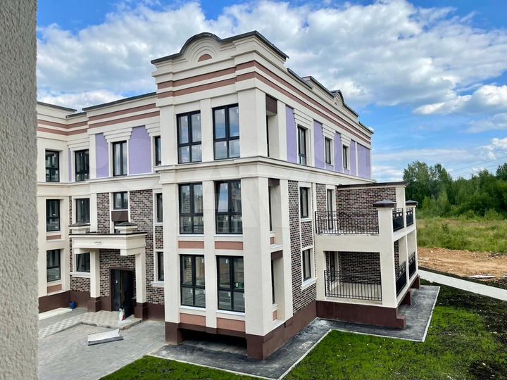 2-к. квартира, 60 м², 3/3 эт.