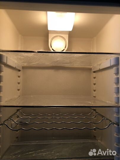 Холодильник liebherr