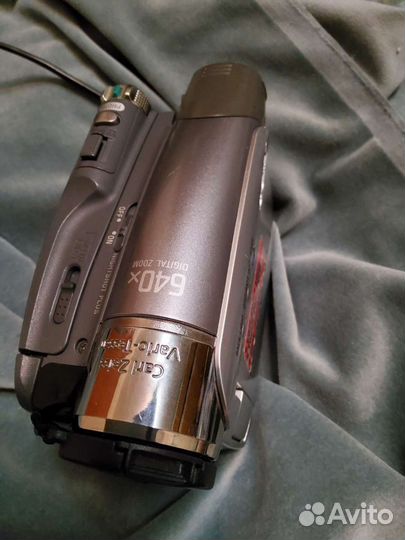 Видеокамера sony