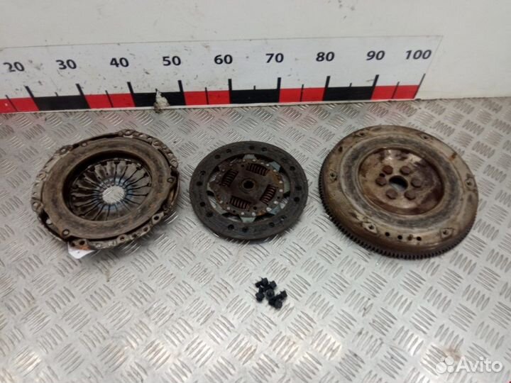 Маховик (демпфер сцепления) для Ford Focus 1