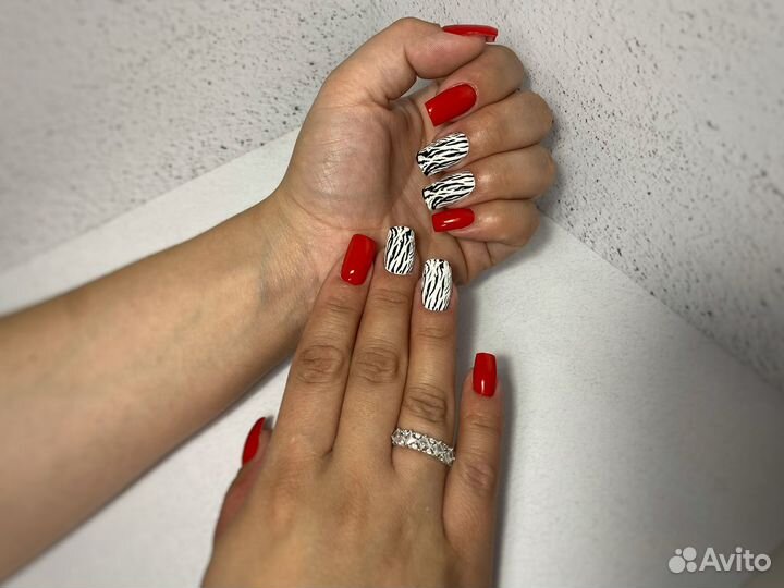 Наращивание и укрепление ногтей