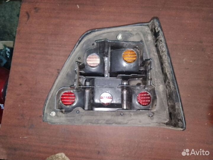 Фонарь задний левый правый Volkswagen Golf 2
