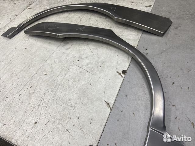 Кузовная арка заднего правого крыла Lexus is 1