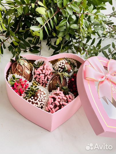 Клубника в шоколаде подарки