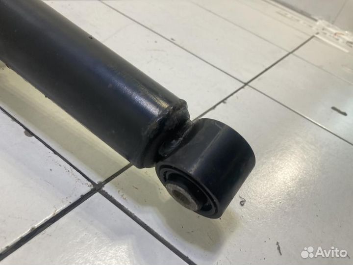 Амортизатор задний левый Porsche Cayenne 958