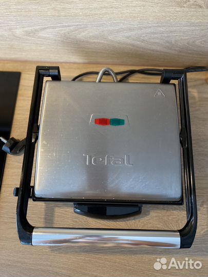 Гриль Tefal Panini Grill серебристый/черный