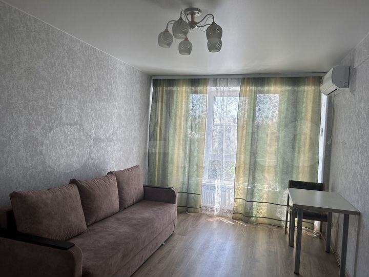 2-к. квартира, 53 м², 5/19 эт.