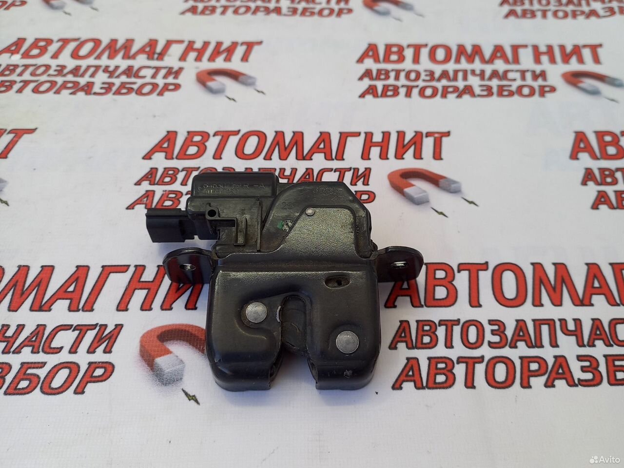 Замок крышки багажника Рено Каптюр Каптур