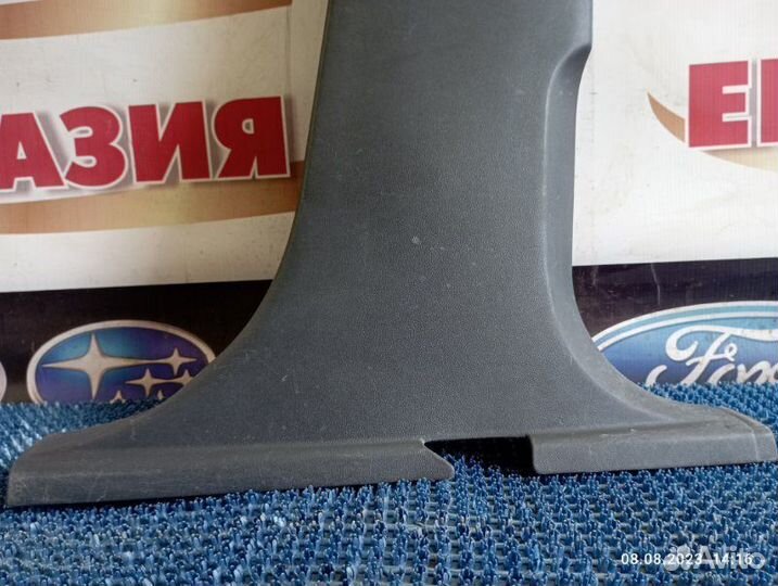 Накладка на стойку правая Skoda Octavia A5 BSF