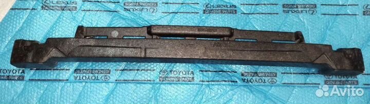 Наполнитель переднего бампера Тойота Аурис 12-15