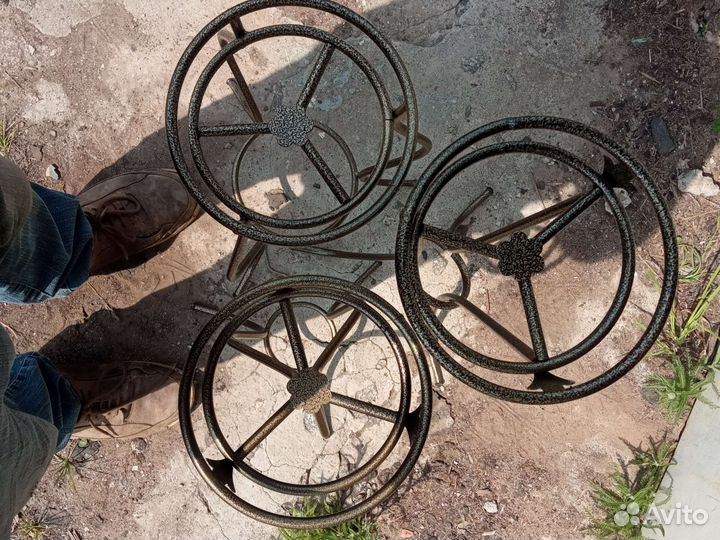 Стойка для цветов