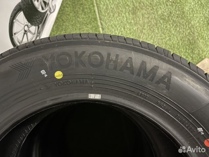 Yokohama Bluearth ES32 205/60 R15 91H